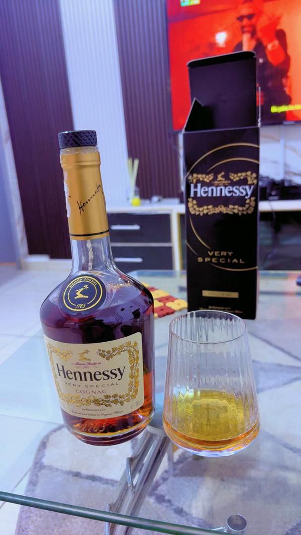 Hennessy V.S