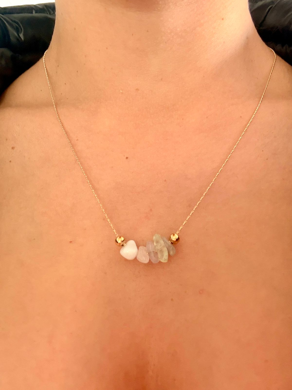 Colar de pedra natural