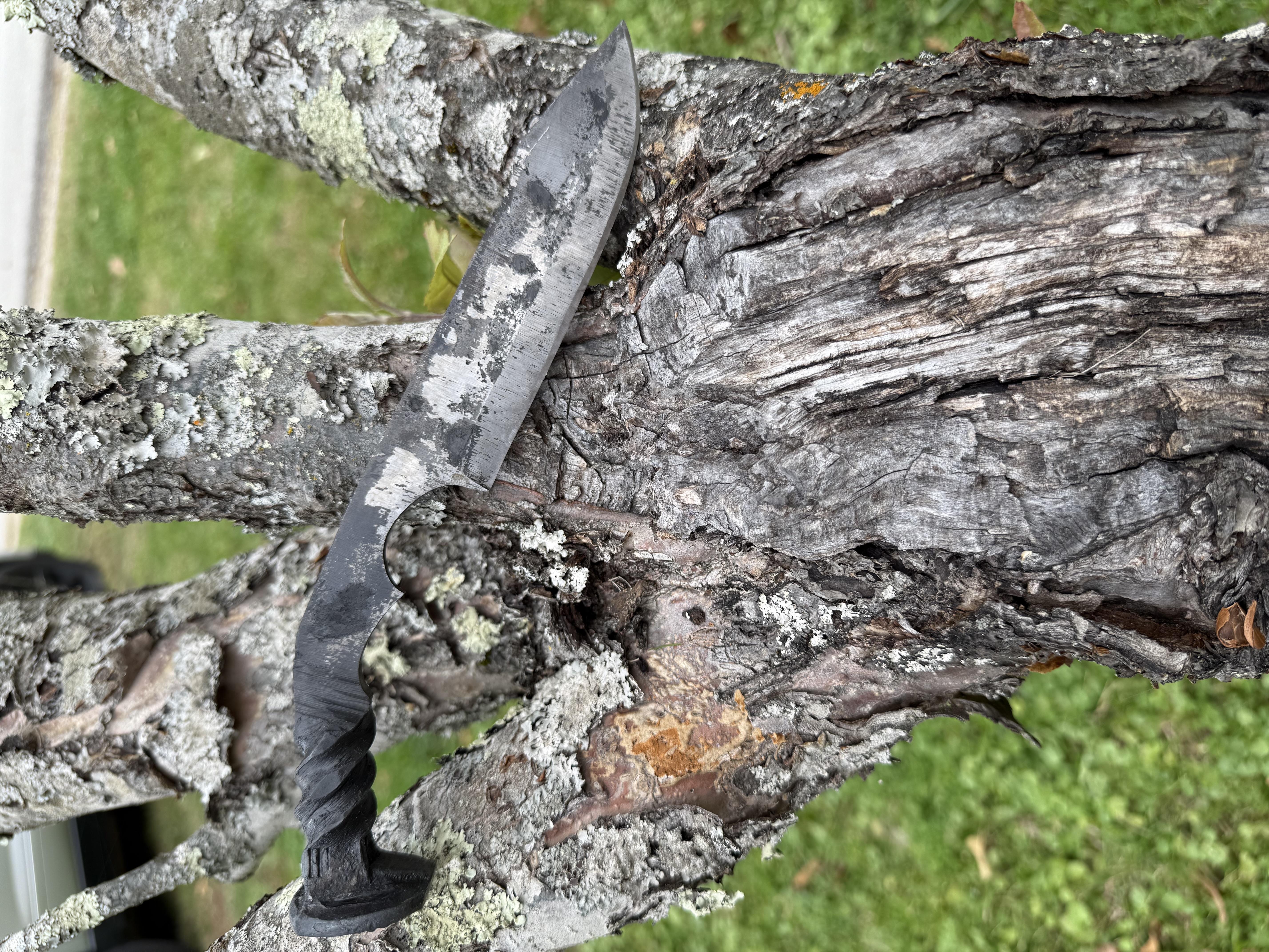 Kukri Styled Railroad Spike Blade with Handle Twist