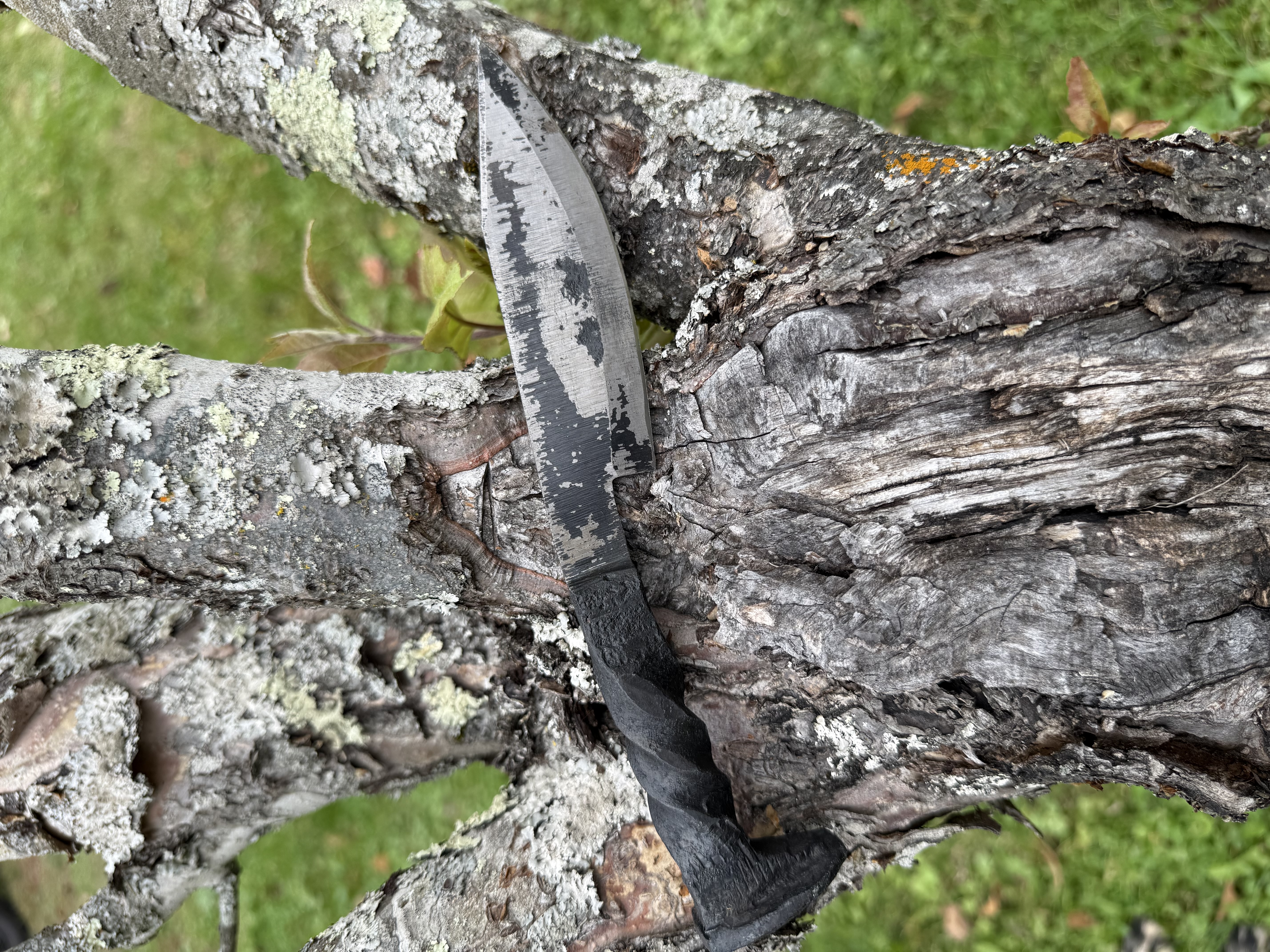 Hunter Railroad Spike Blade with Handle Twist