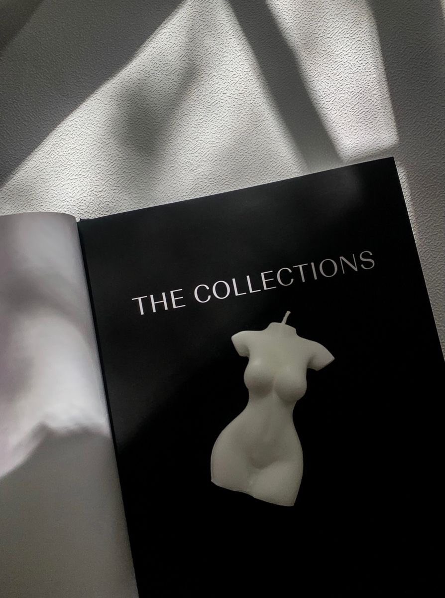 Female Curve Torso Candle