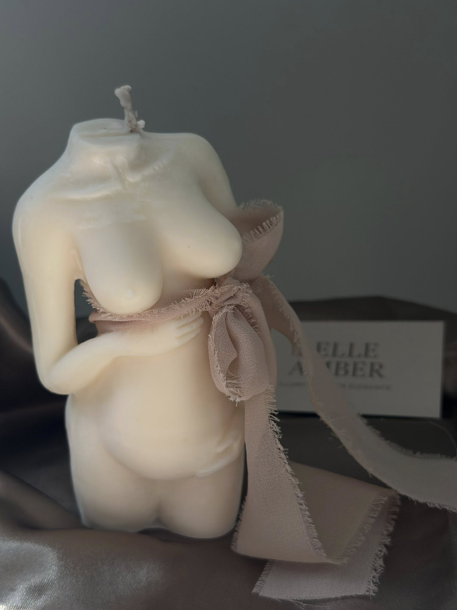 Bundle of joy pregnant candle