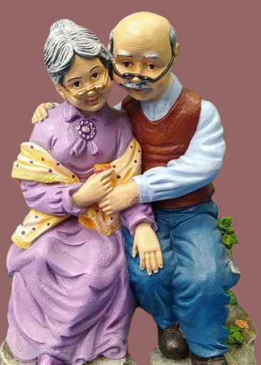 Pareja abuelos parque
