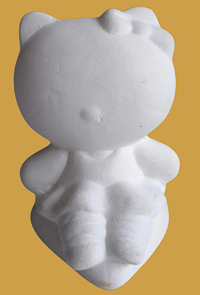 Hello Kitty sentada