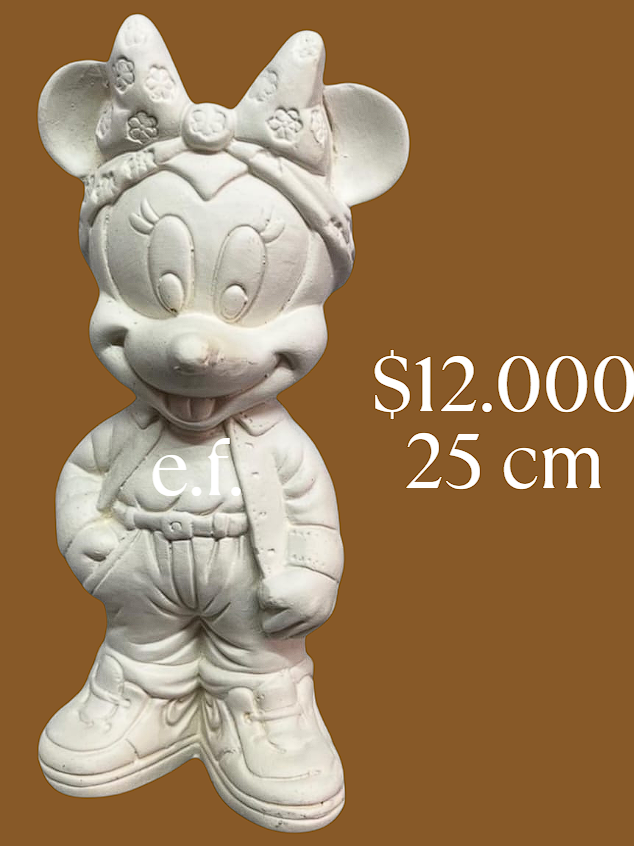 Minnie Mouse vestida