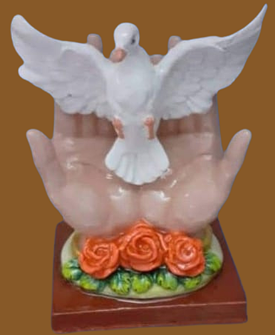 Espiritu Santo mano mediana