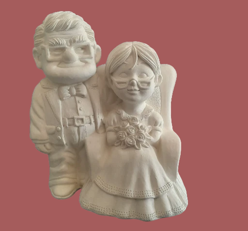 Pareja de novios en cerámica