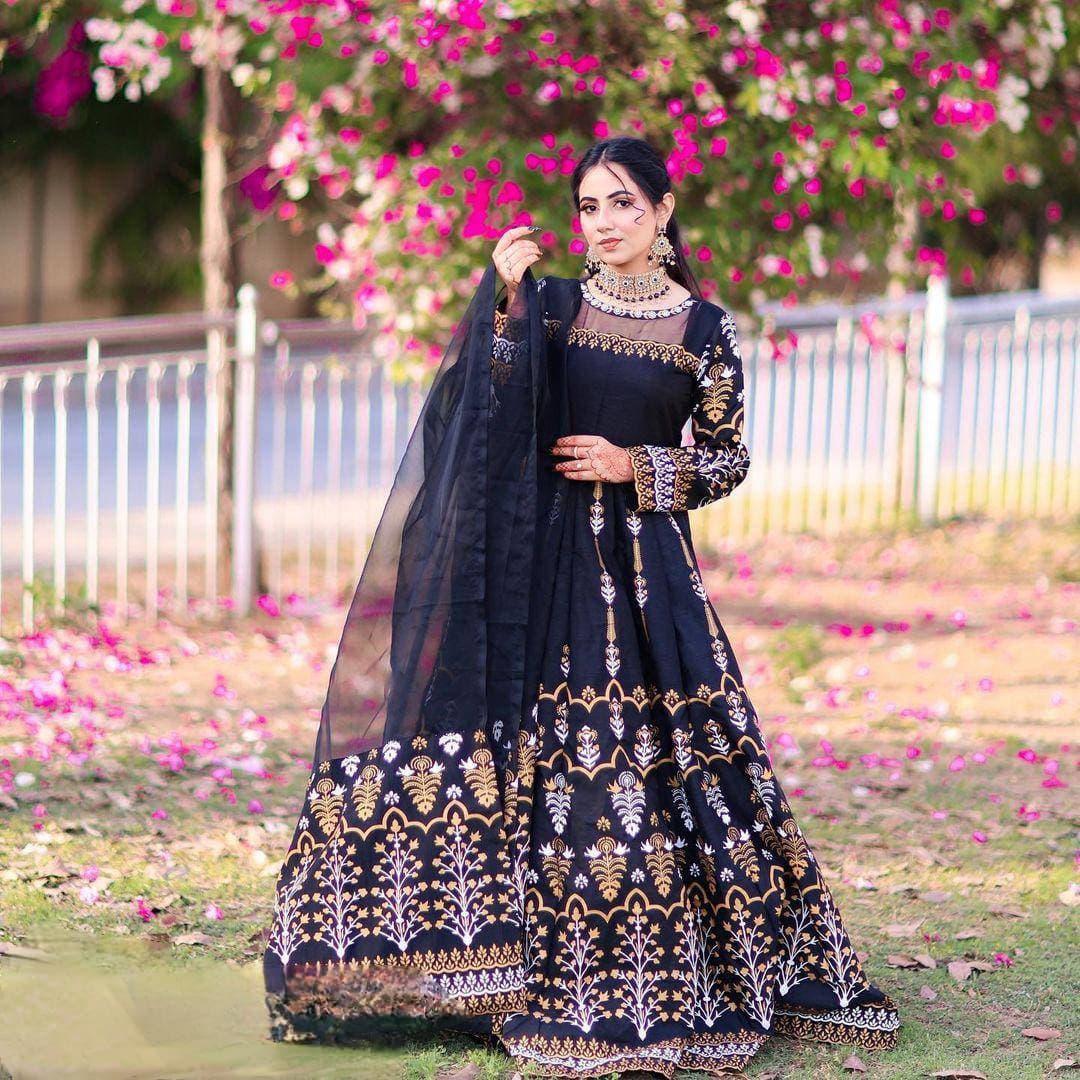Traditional Black Printed Dress Set