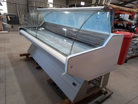 1.8m Curved Glass Meat Chiller