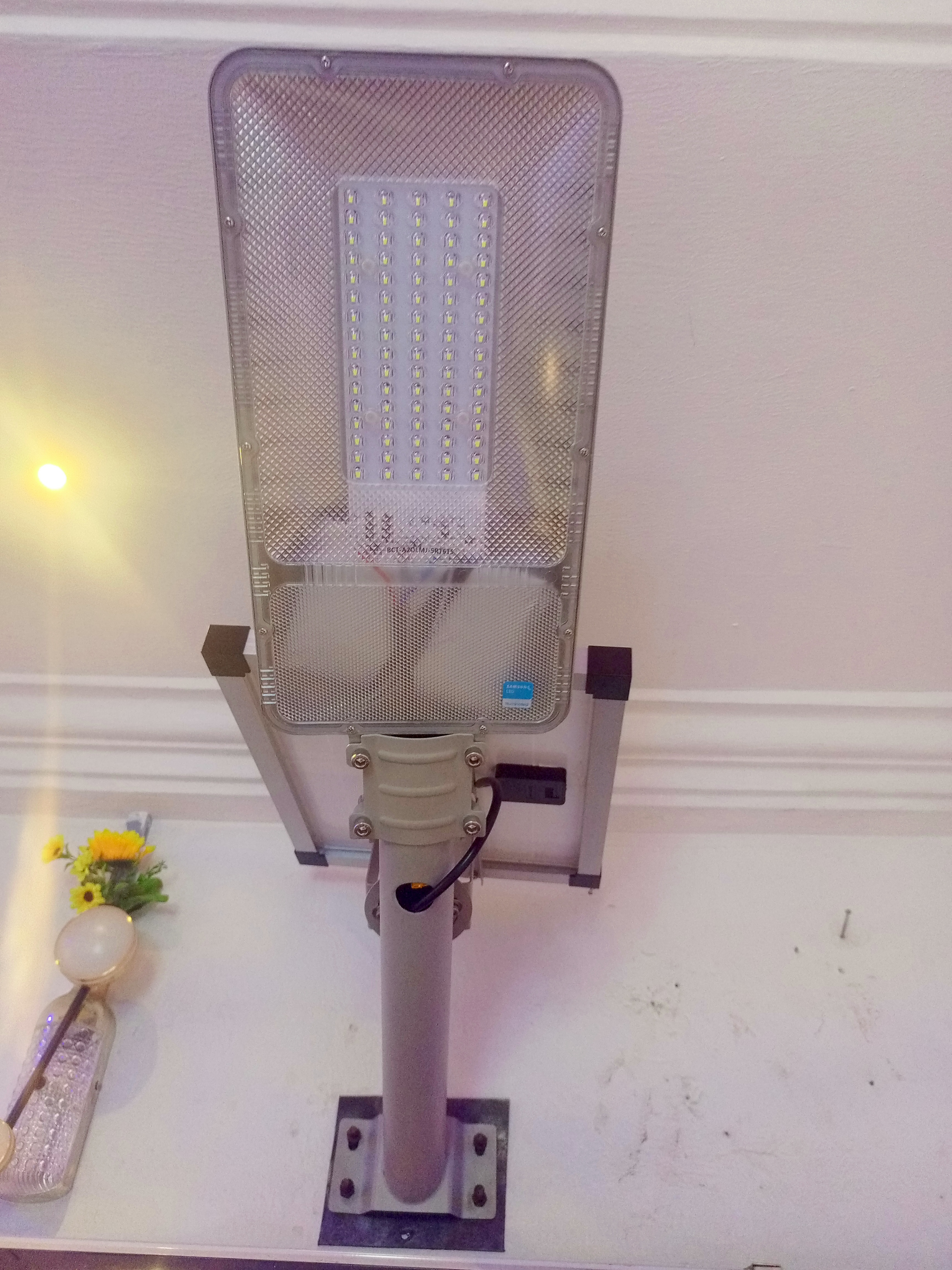 Simplify Light Solar Street Lamp