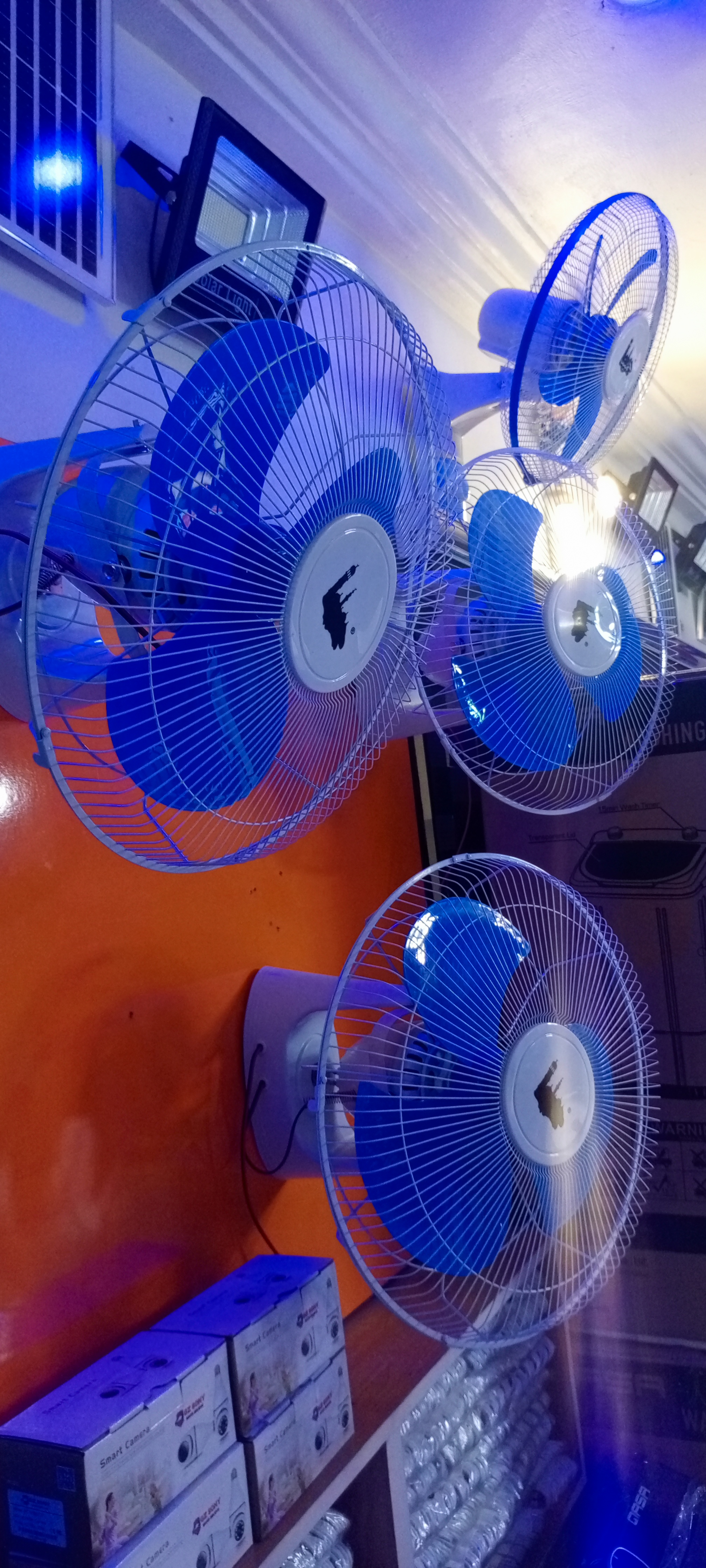 Arabic Orbit fan AC/DC