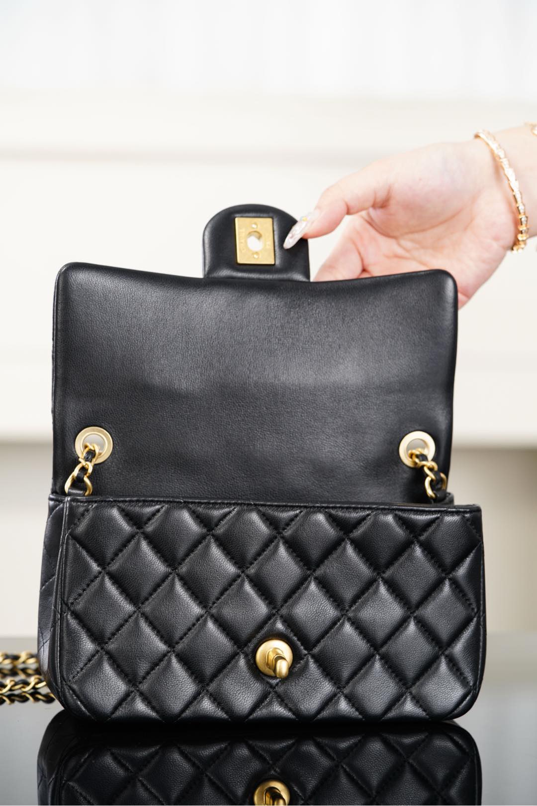 Chanel Classic 25B CF Flap Bag