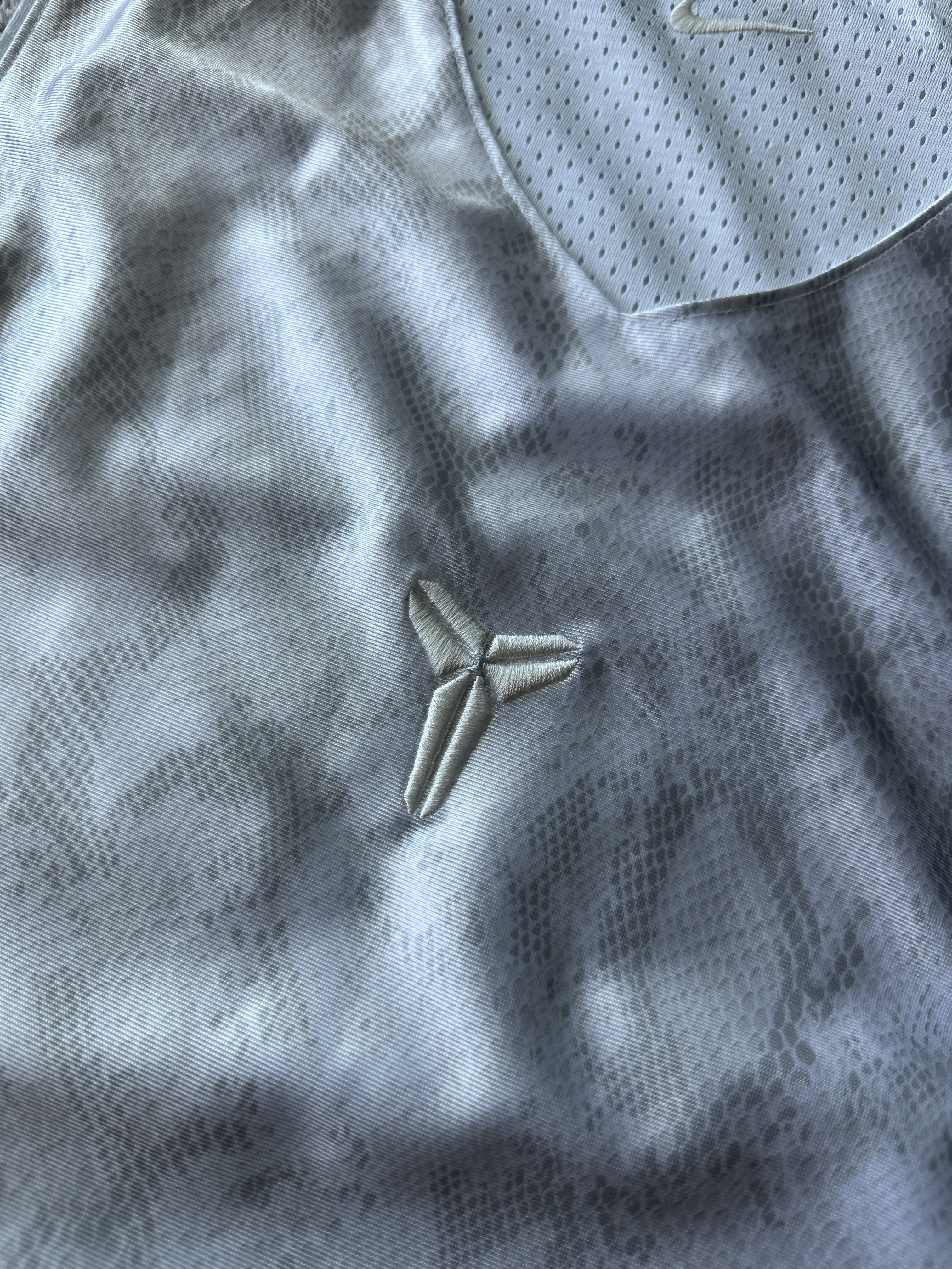 Camiseta Basket Nike Kobe Reversible Remera