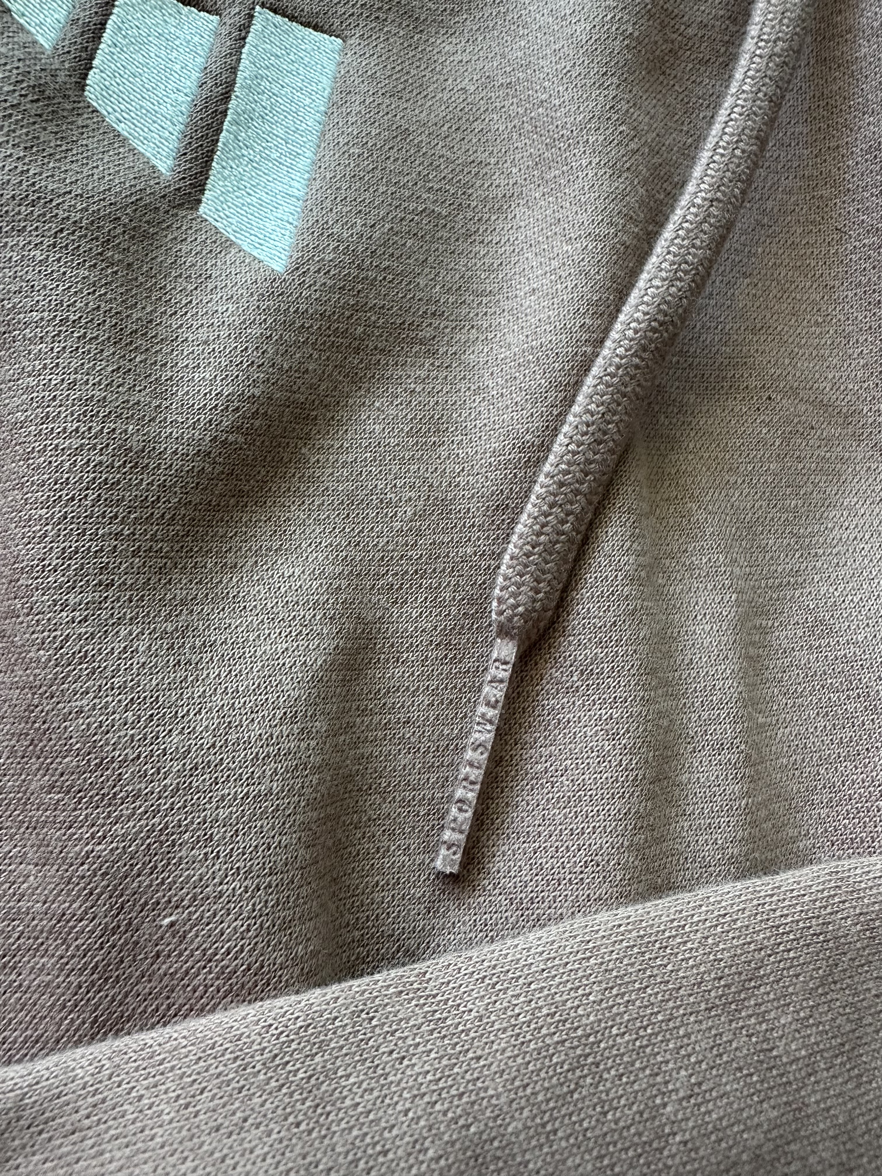 Buzo Adidas Logo Bordado