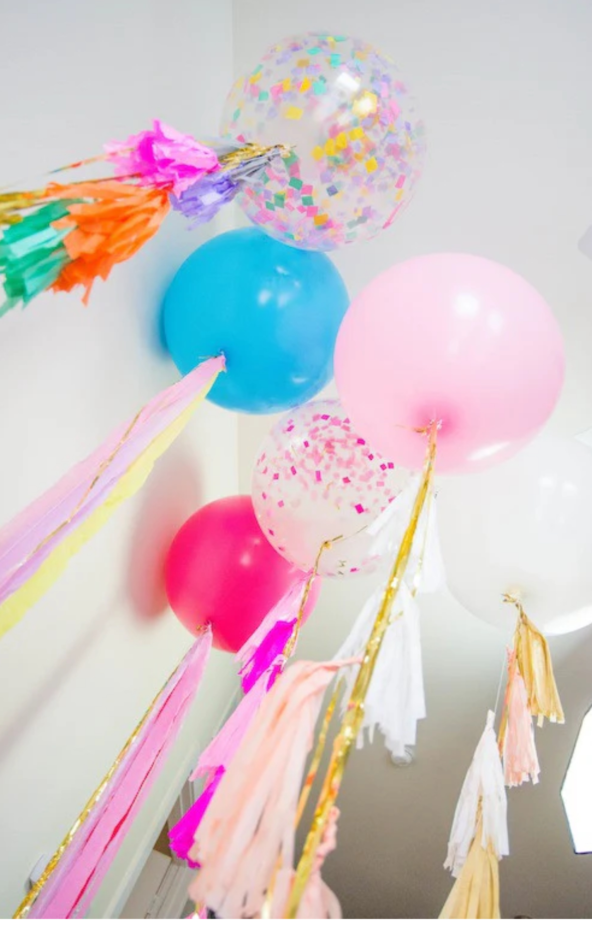 Confetti Tasseled Balloon