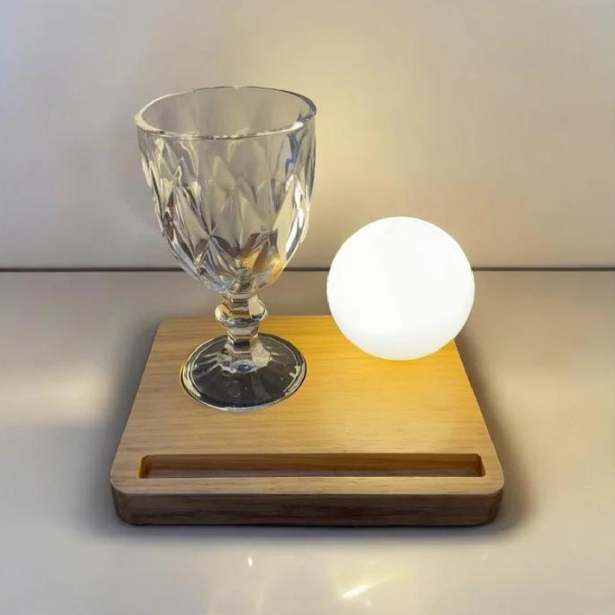 Luminária Apus De Mesa Madeira Natural - DDCOFT319157