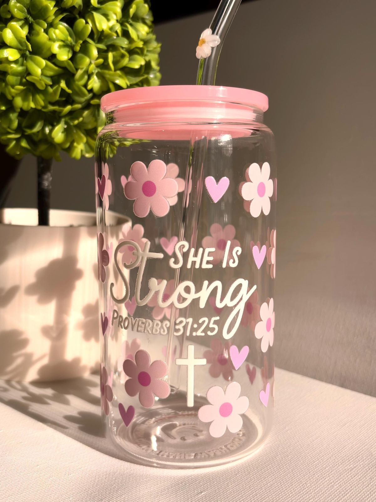 Heart Pattern Glass Jar with Straw