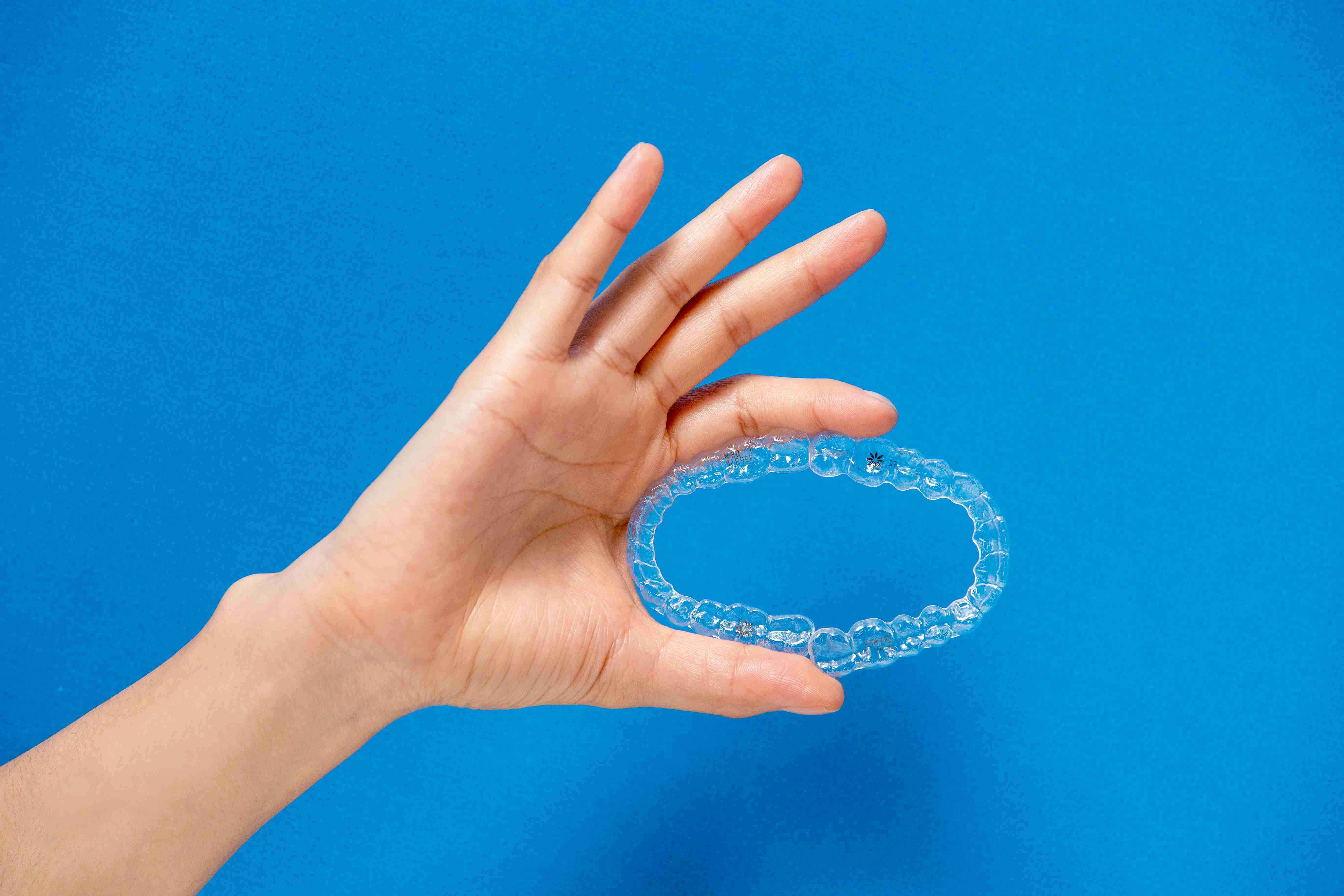 Alineadores Transparentes Personalizados (enderezamos tus dientes sin brackets)