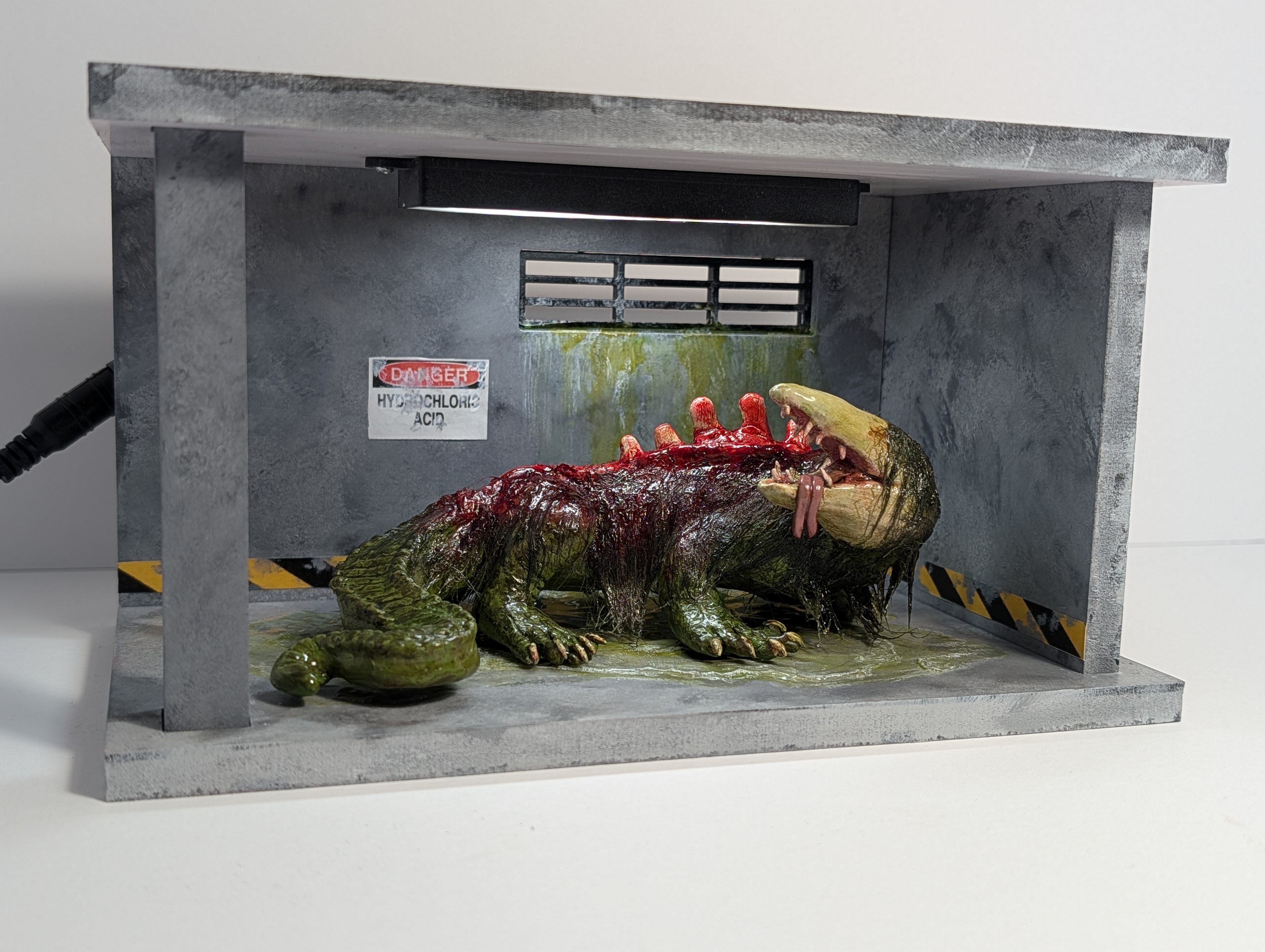 SCP-682 Mini Diorama