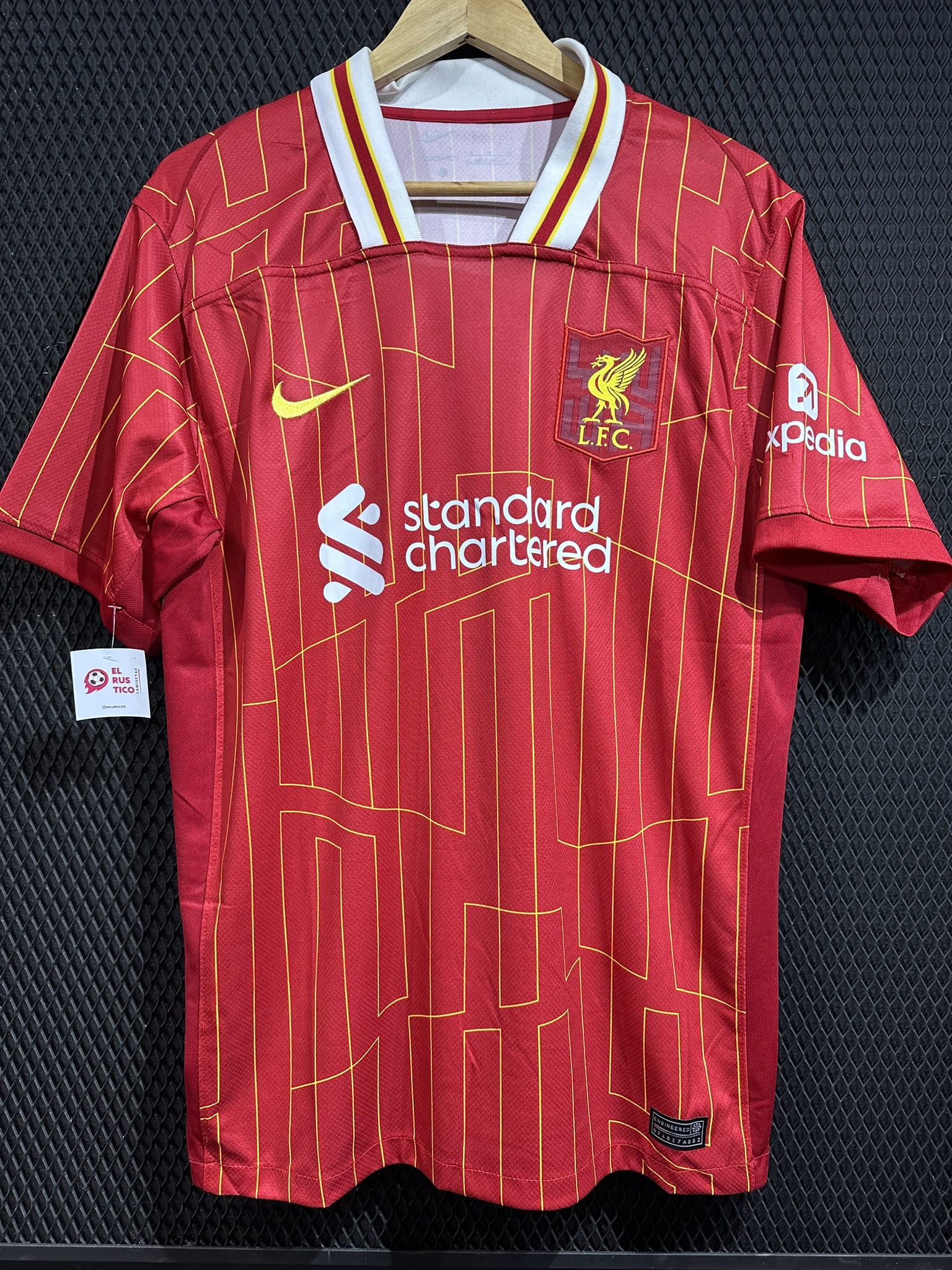 Camiseta oficial Liverpool FC version fan