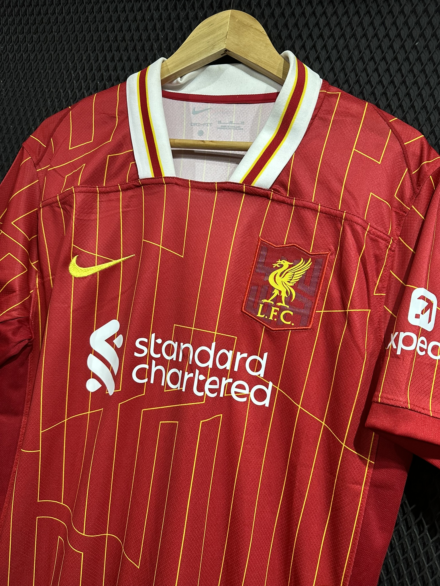 Camiseta oficial Liverpool FC version fan