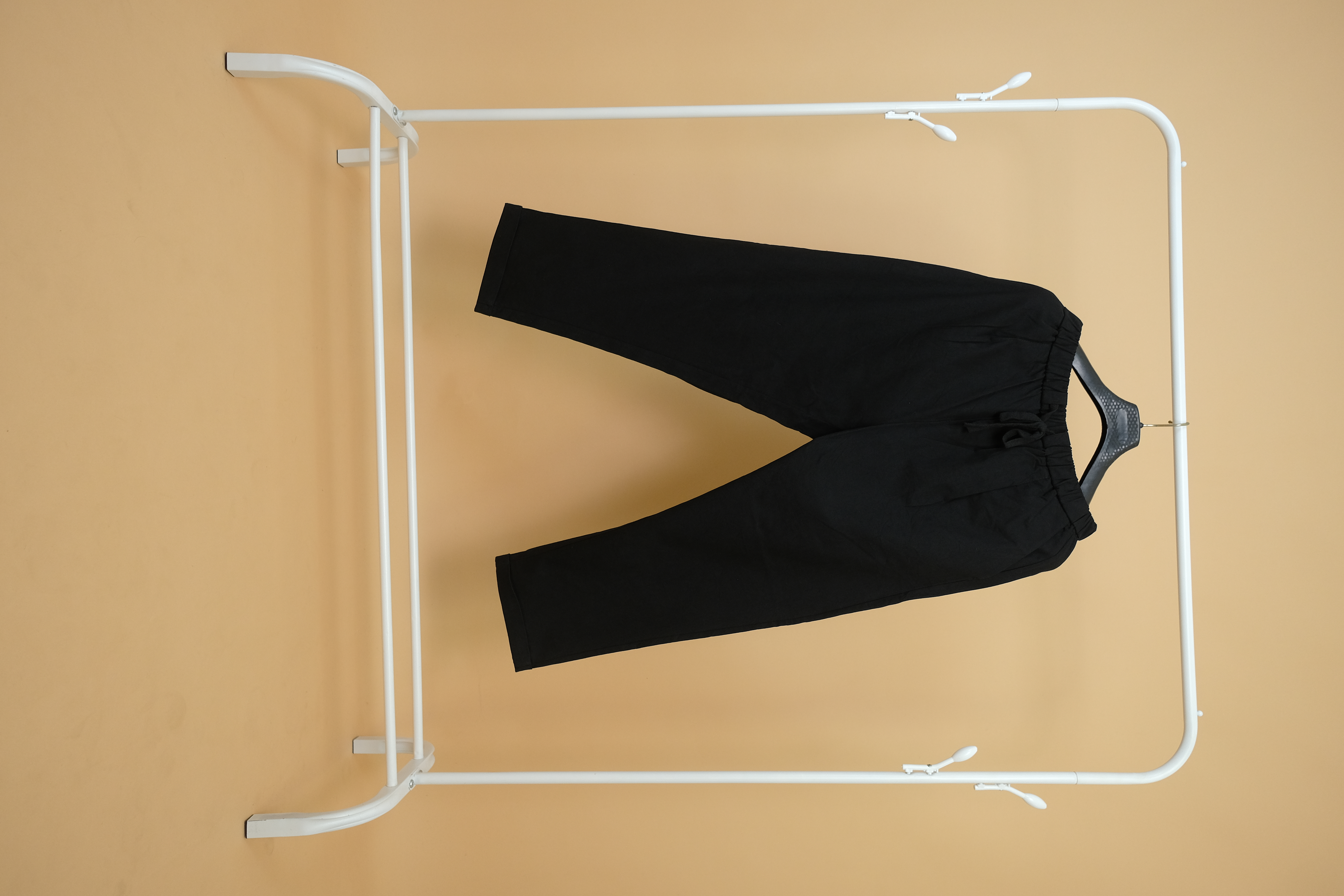 Men Solid Black - Trouser , Mid fit Baggy