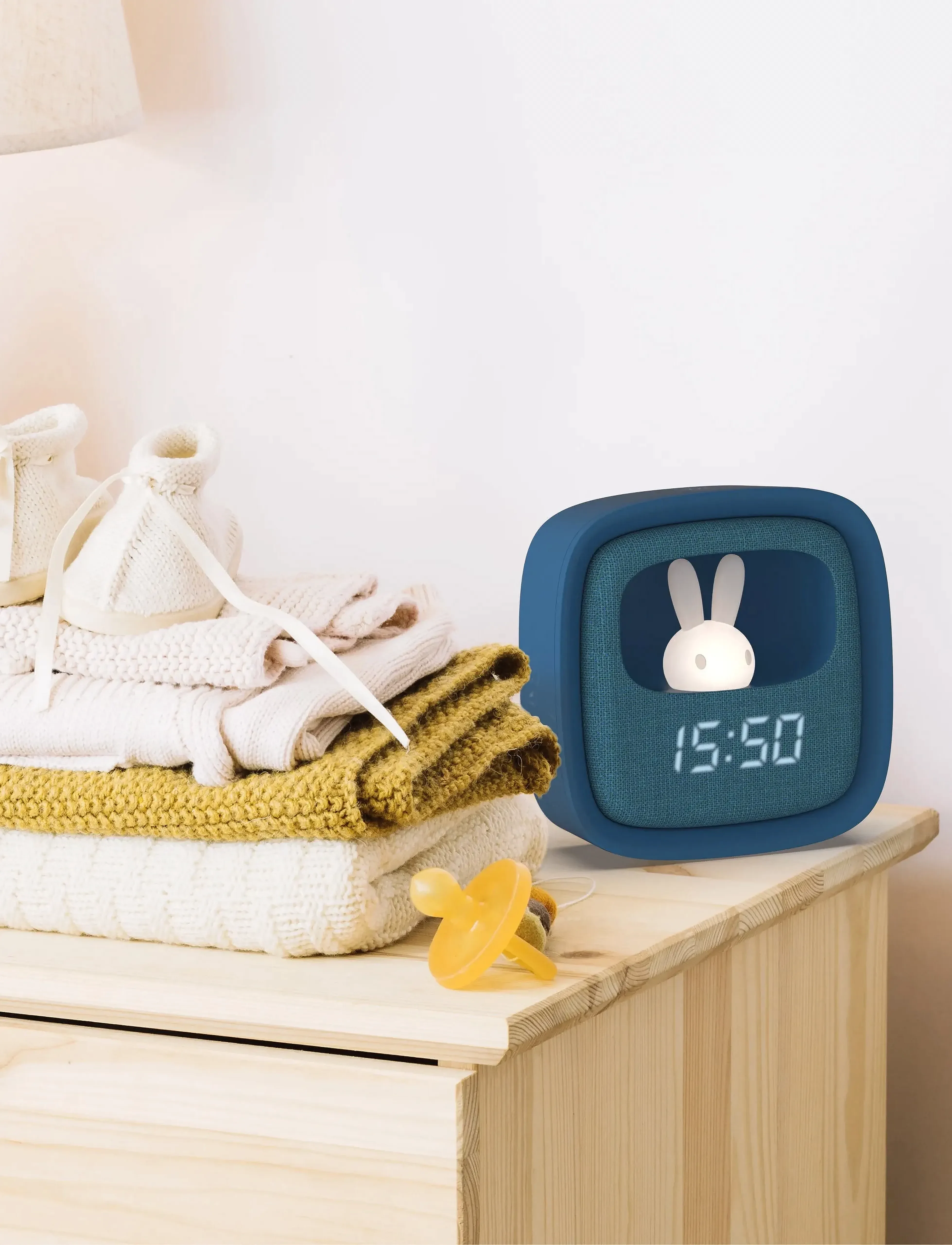 MOB Billy Clock Žadintuvas su švelnia naktine lempute