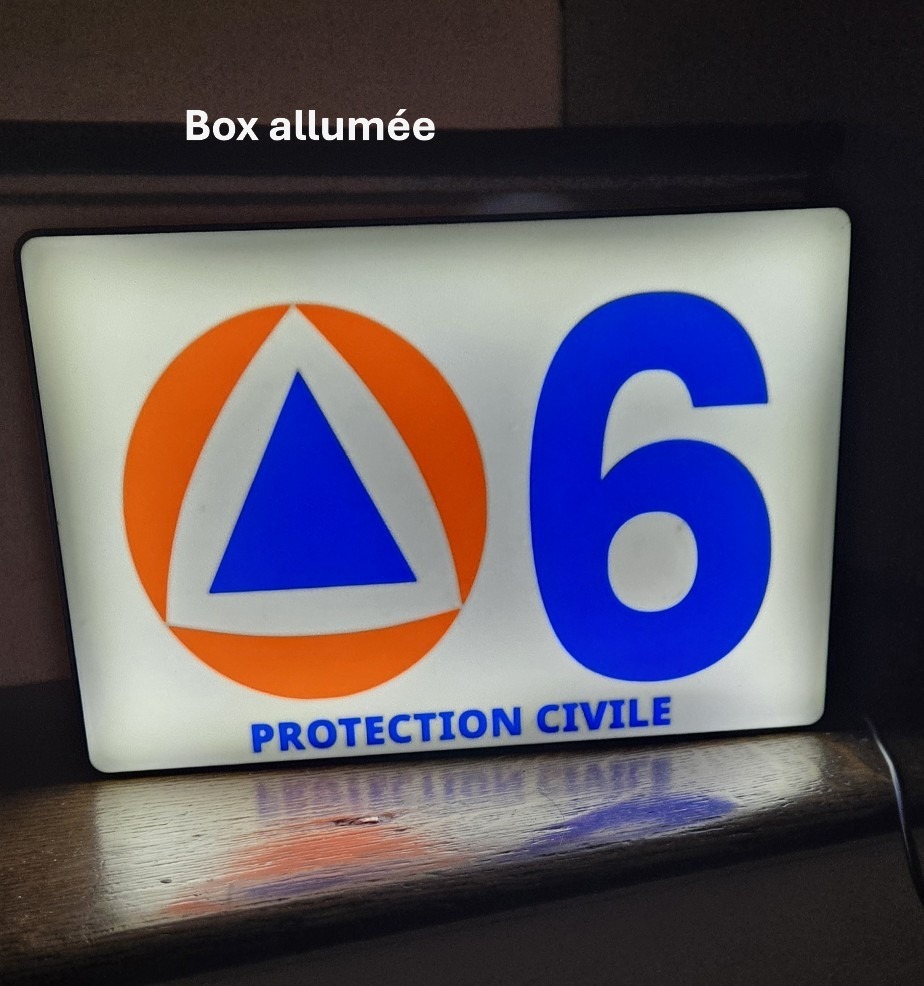 Lampe LED Protection Civile  ( Réservé aux membres de la Protection Civile du 06 )