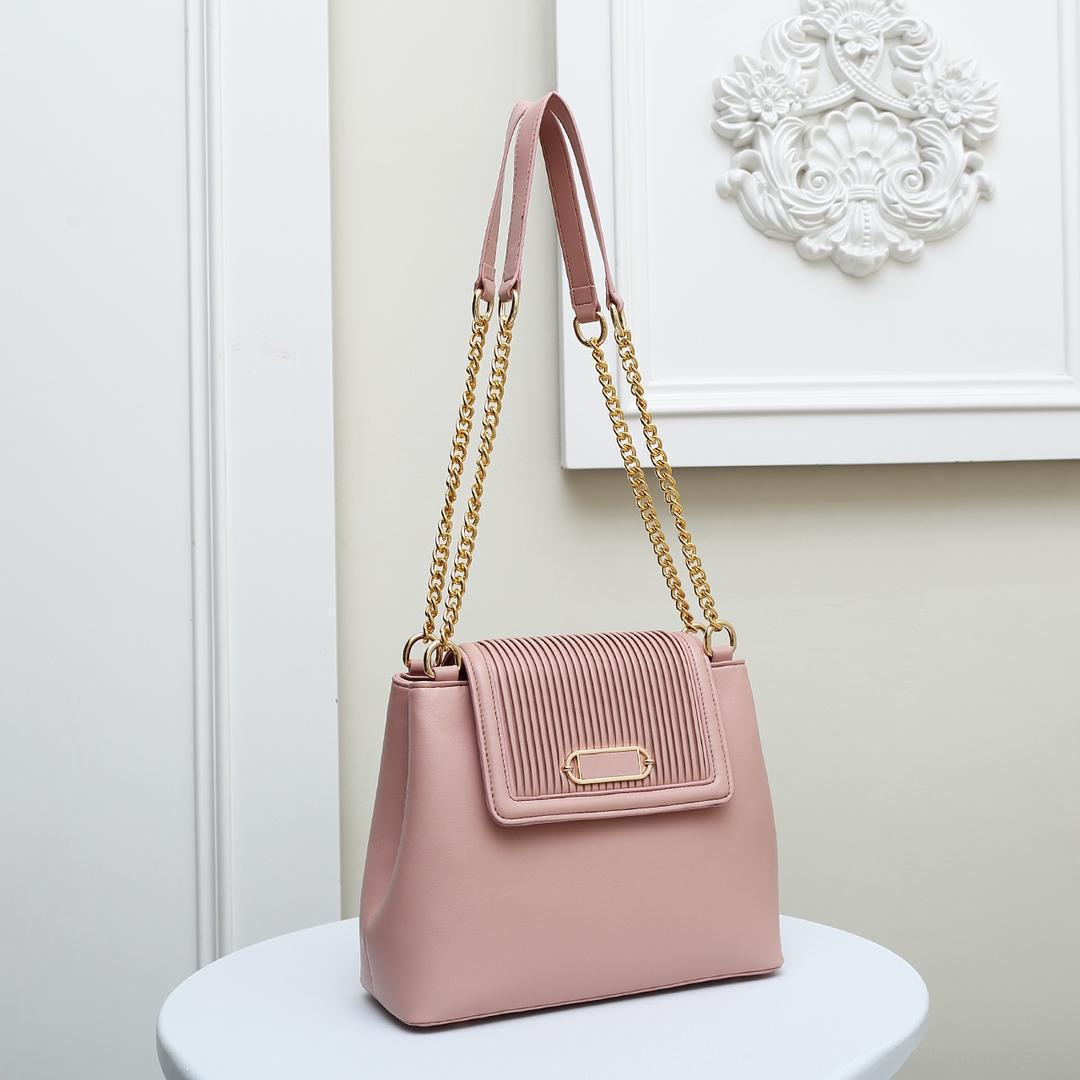 Sac à main lilas élégant