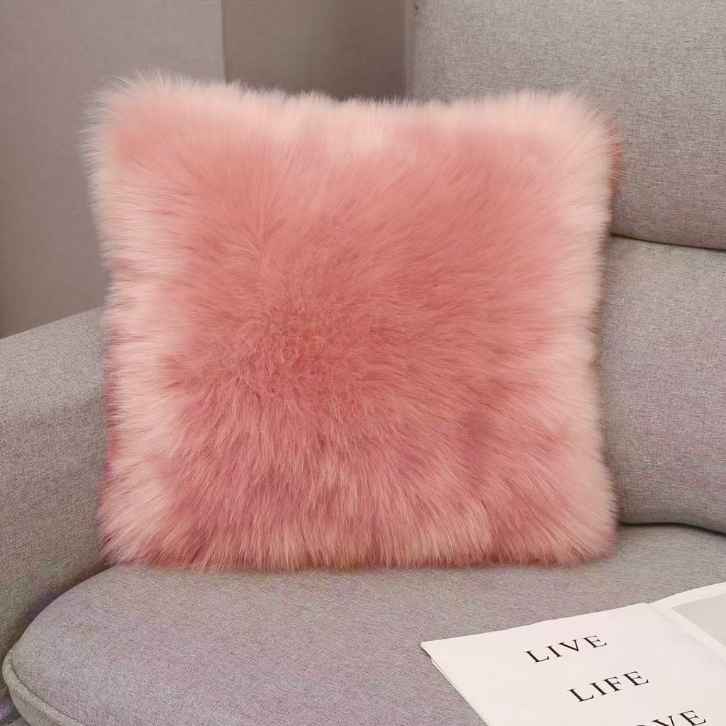 ROYALE CUSHION