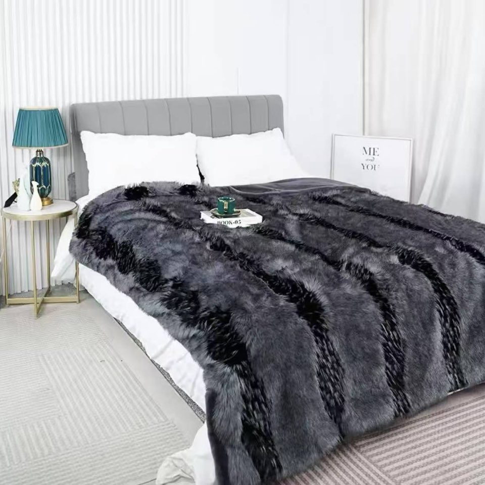 MAXIMILLIAN FUR BLANKET