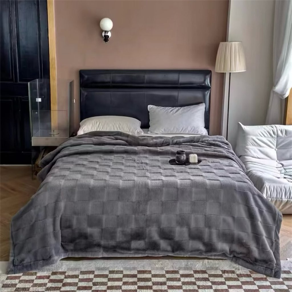 LAWRENCE FUR BLANKET