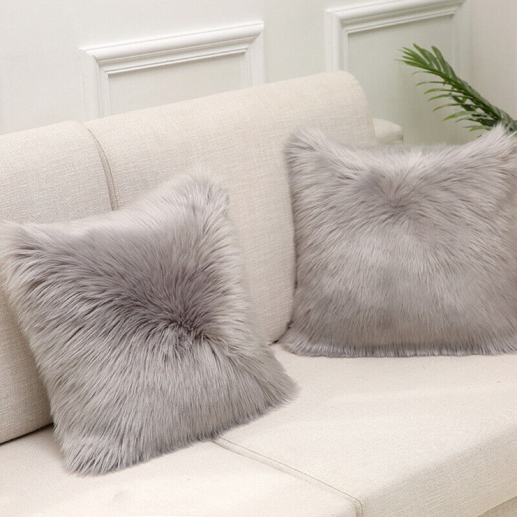 ROYALE CUSHION