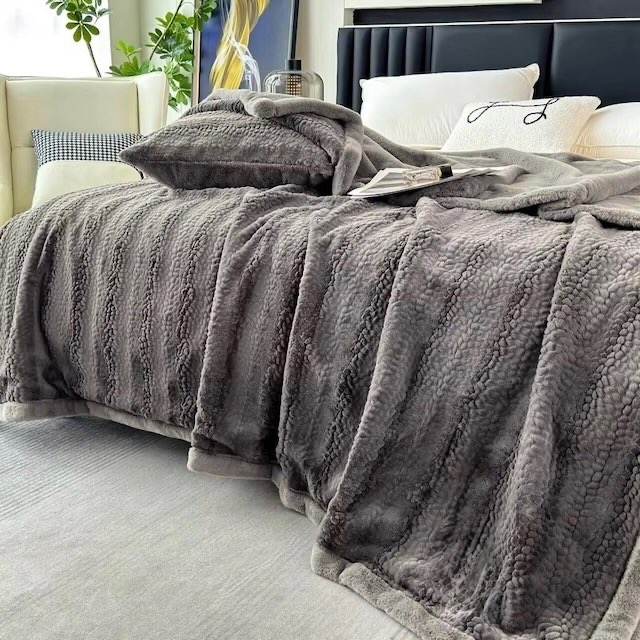 ALPINE FUR BLANKET