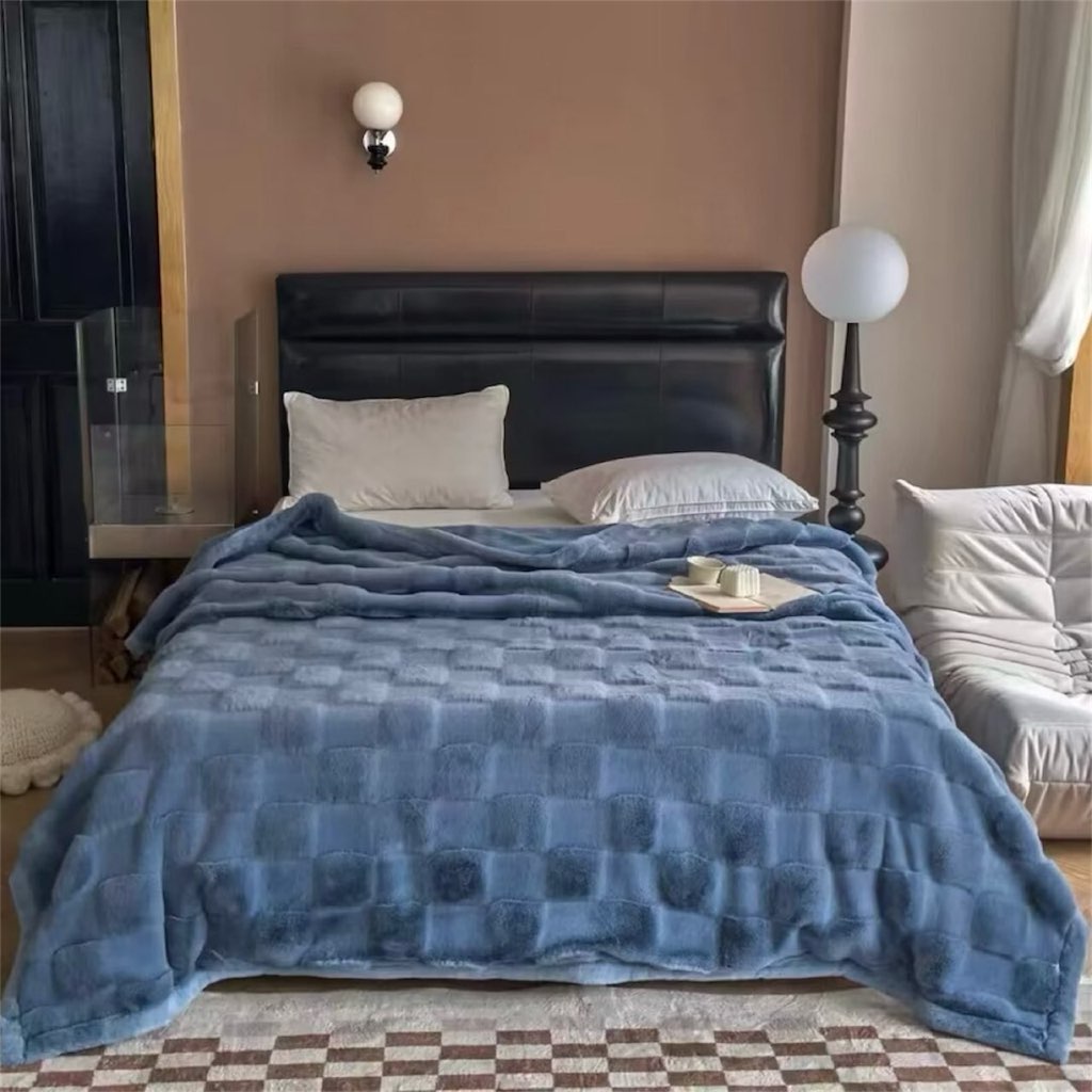 LAWRENCE FUR BLANKET