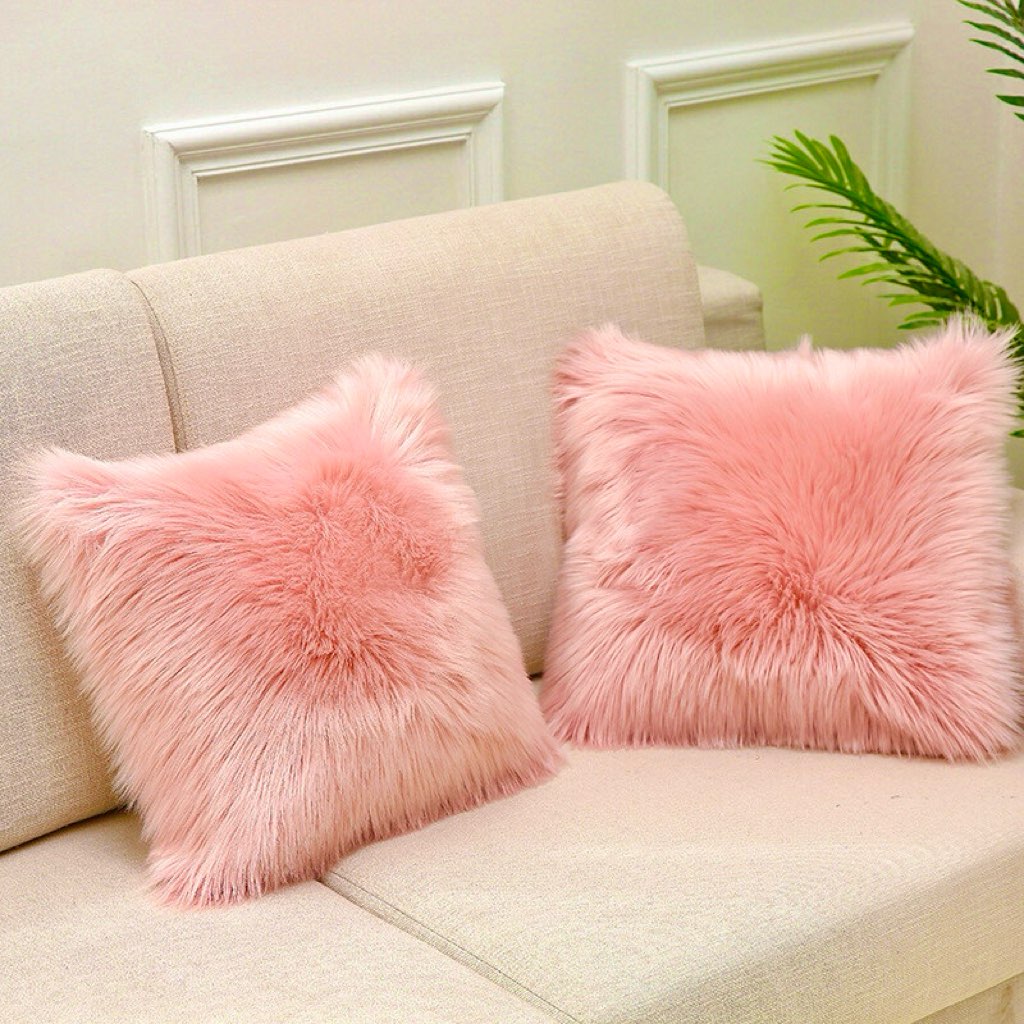 ROYALE CUSHION