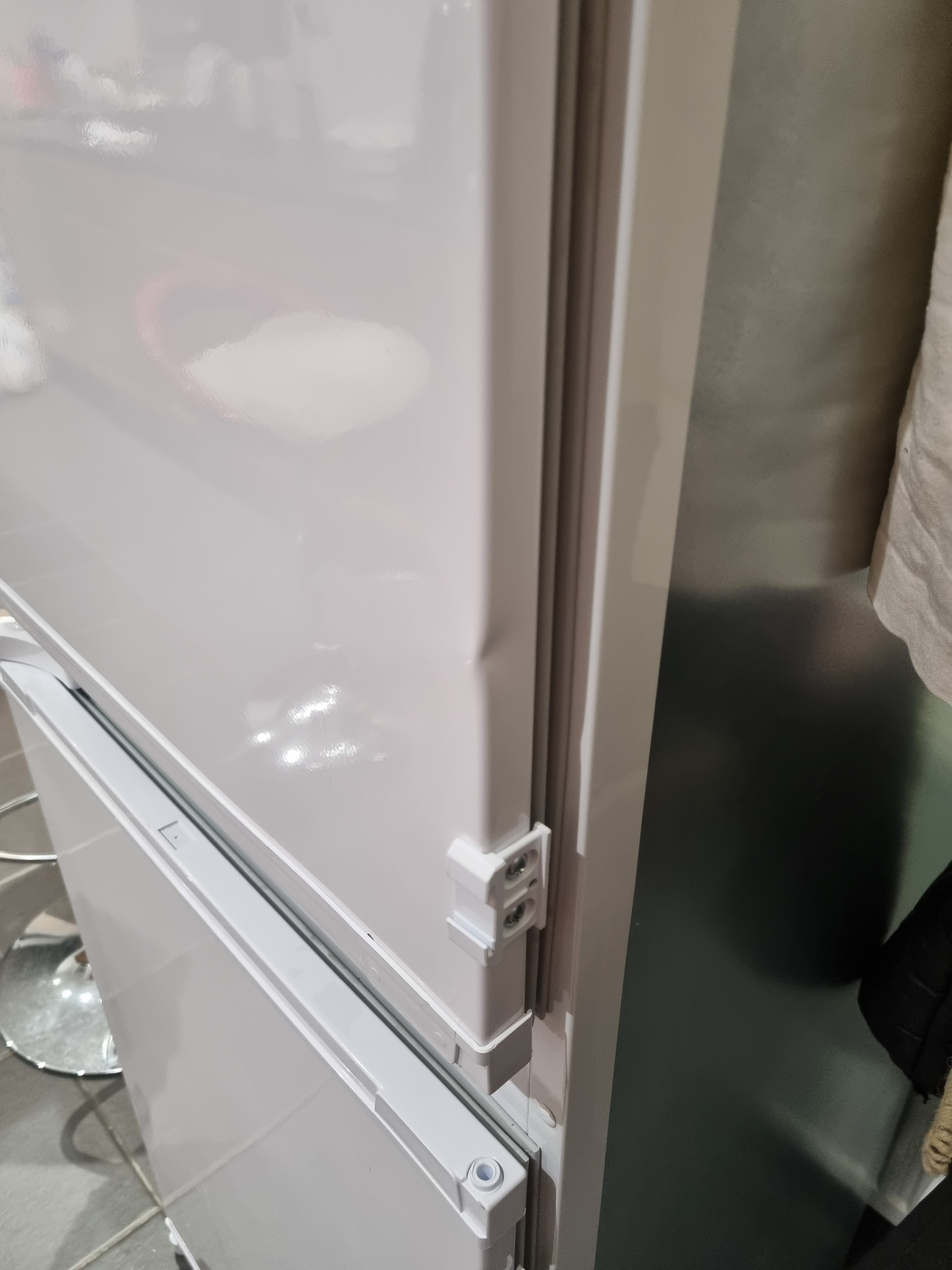 Beko BCFD473 70-30 INTEGRATED FRIDGE FREEZER