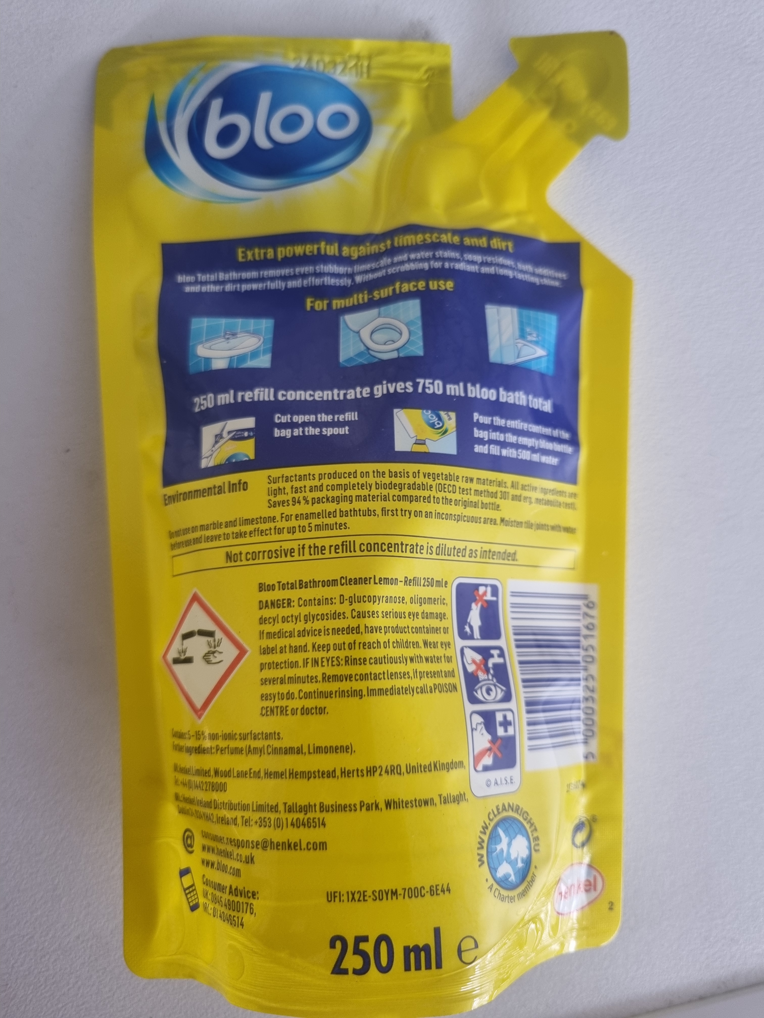  12 x Bloo Total Bathroom Cleaner 250ml Refill Satchets
