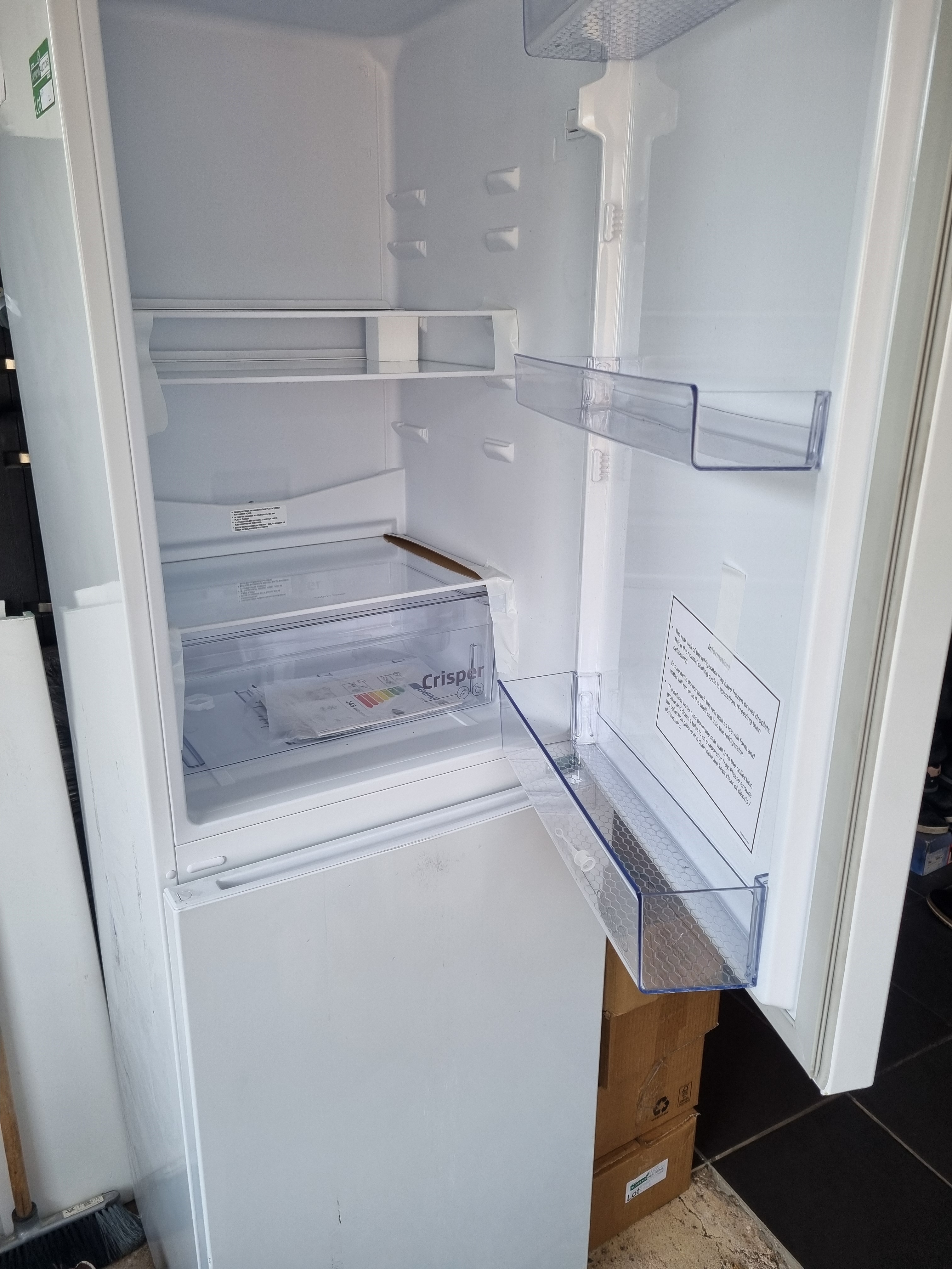  Beko BCFD450 50/50 Frost free fridge freezer