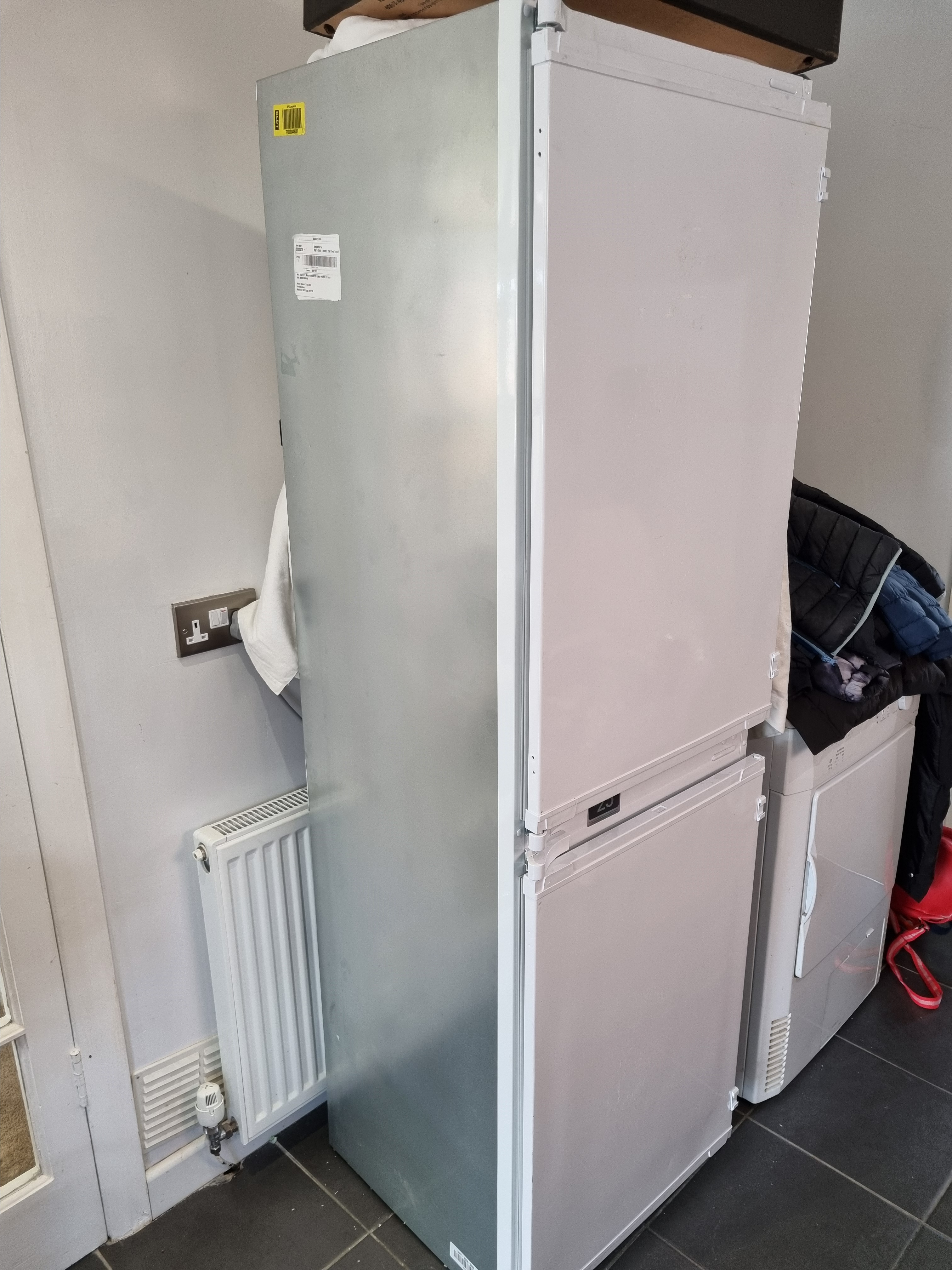 Beko BCFD473 70-30 INTEGRATED FRIDGE FREEZER