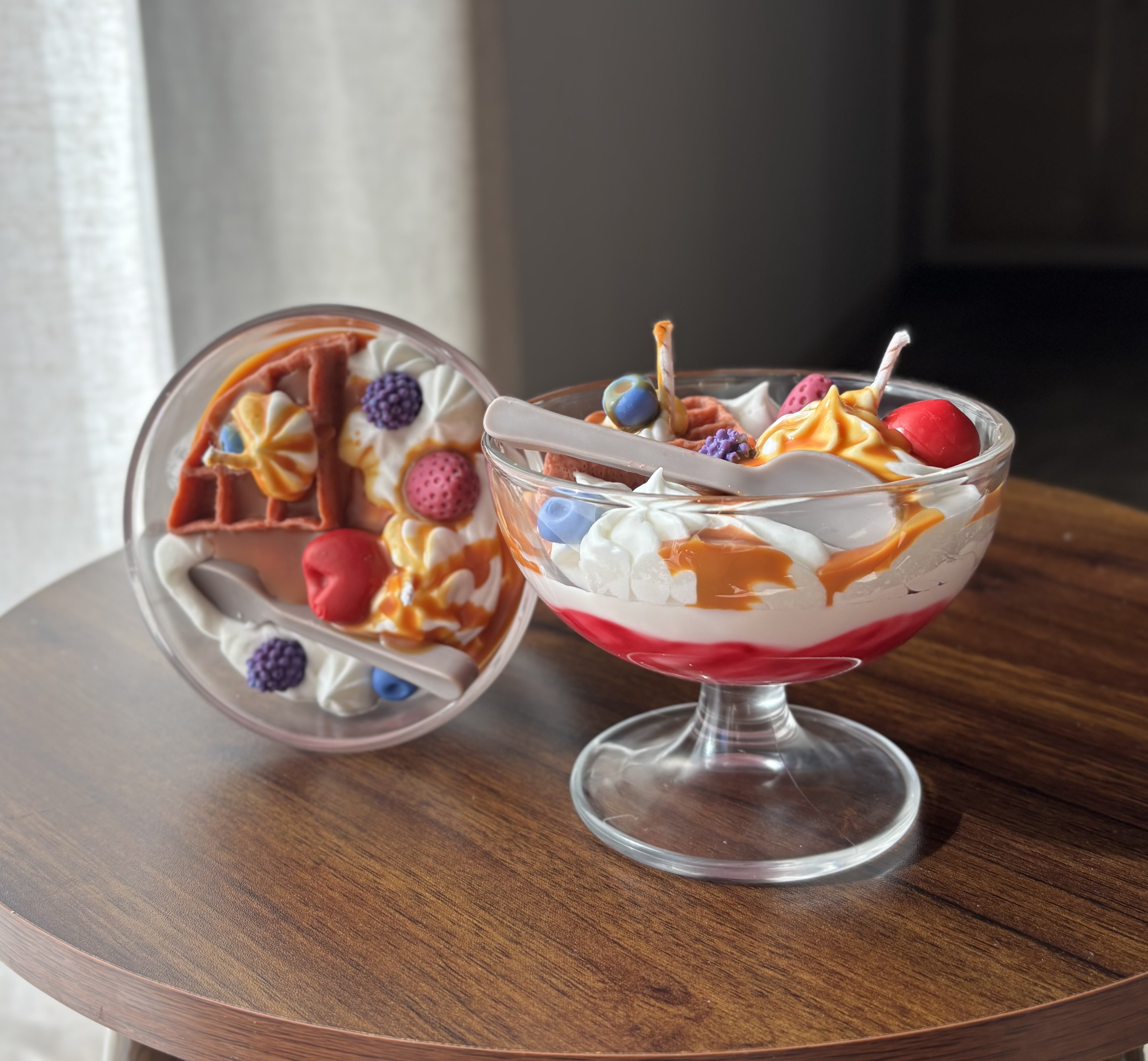 Vela “Berry Cream”