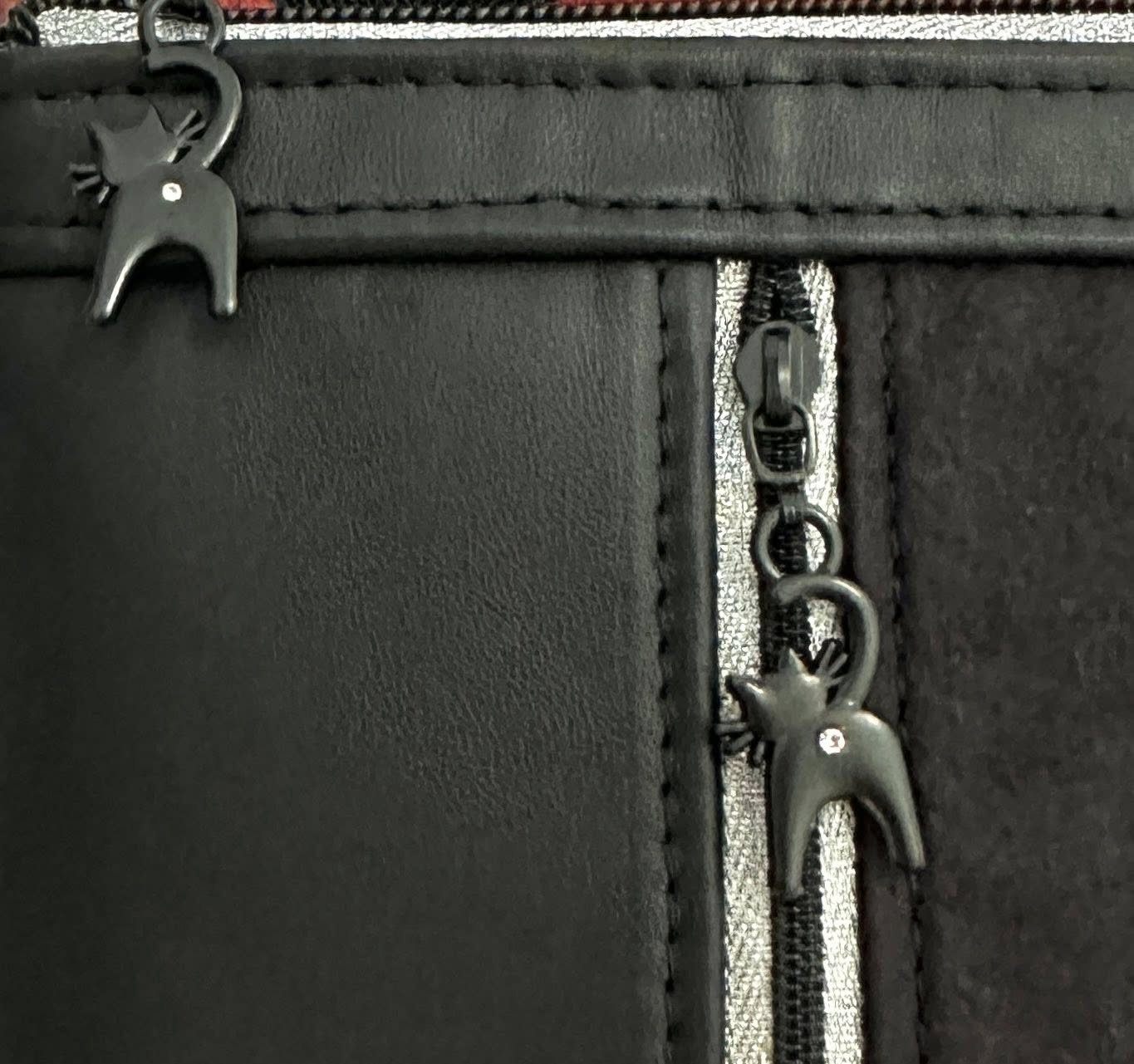 Calfskin Crossbody Bag with Cat Embroidery