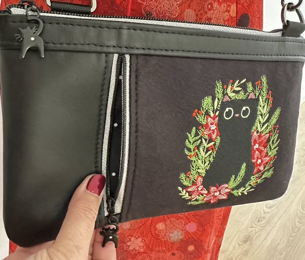 Calfskin Crossbody Bag with Cat Embroidery