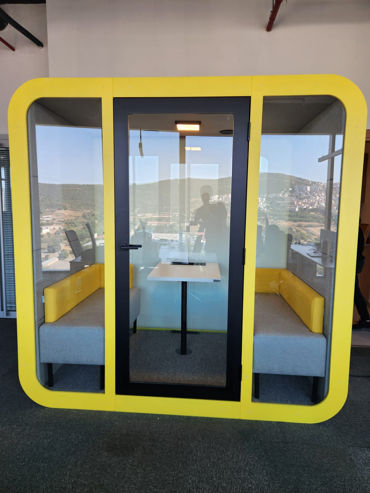 Modern L kapsül ofis