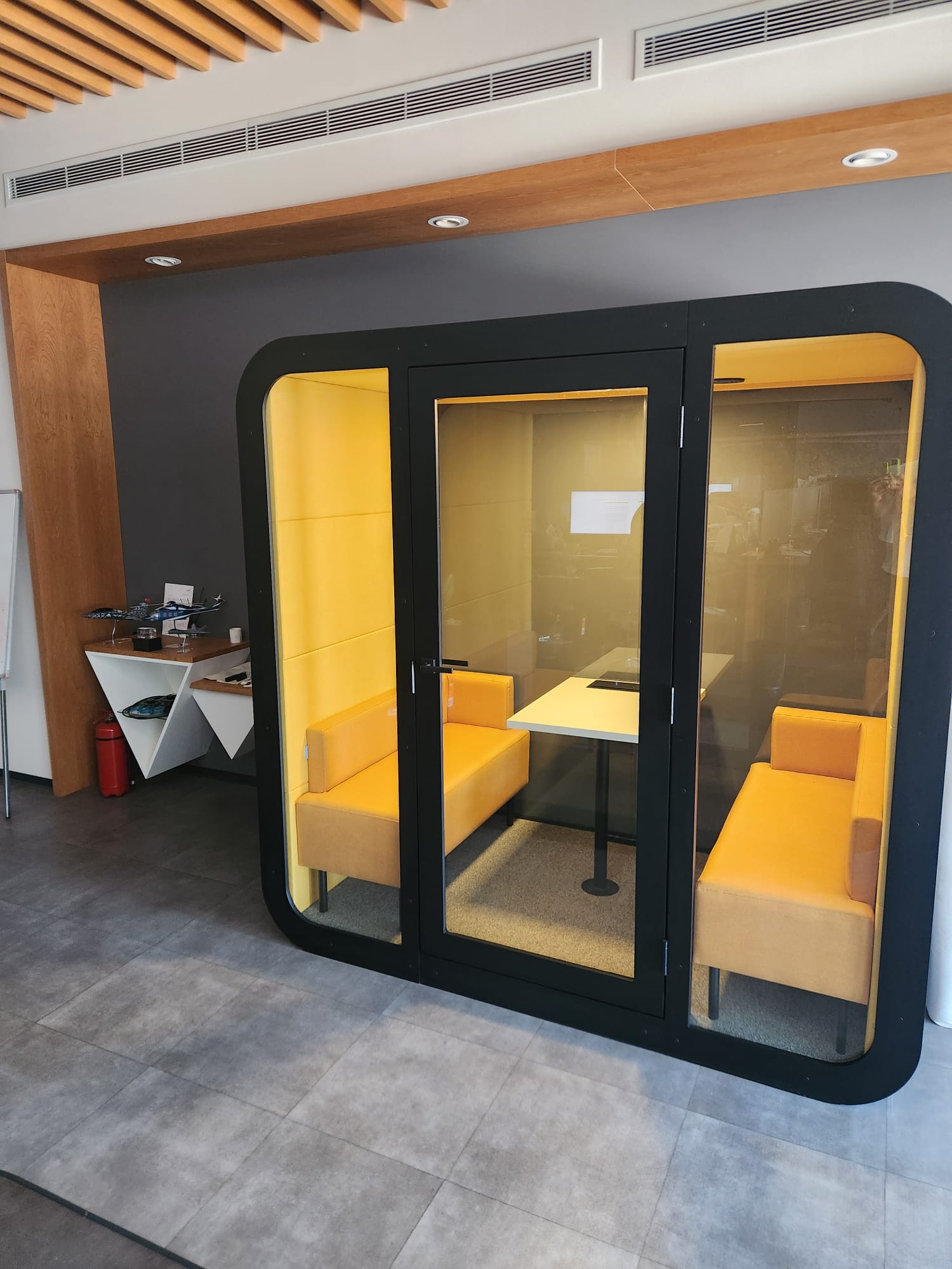 Modern XXL kapsül ofis