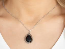 In Glow Spirits Black Earrings and Necklace