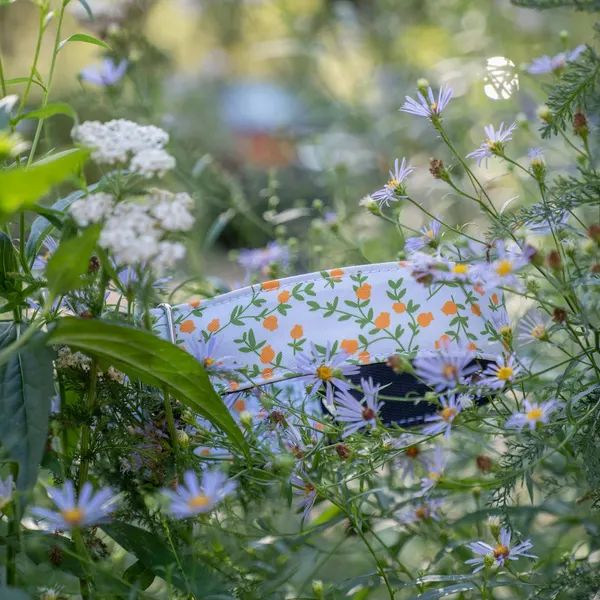 Floral Patterned collar