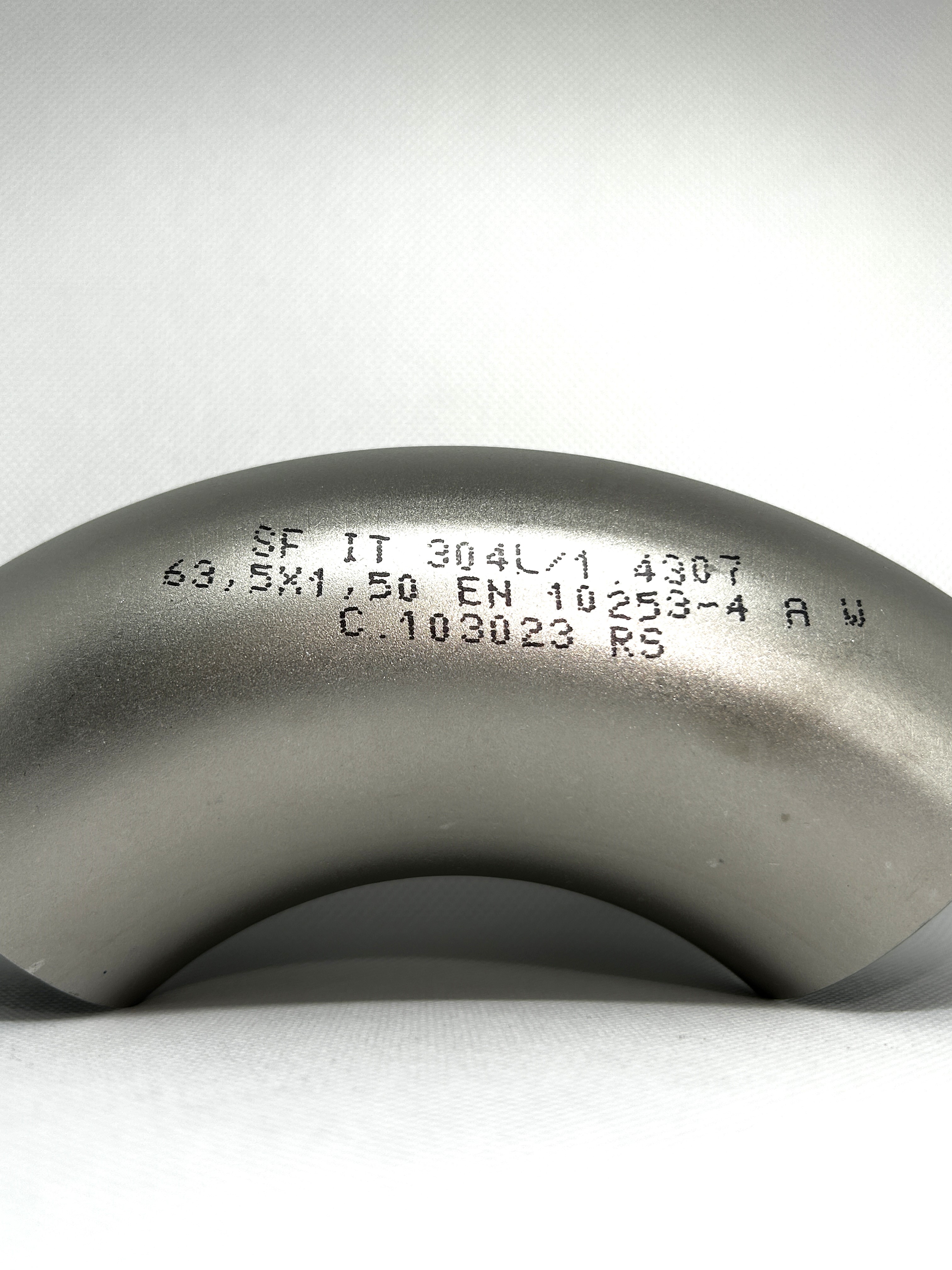 Nerūdijančio plieno alkūnė 63,5x1,5 (2,5 ") 304L