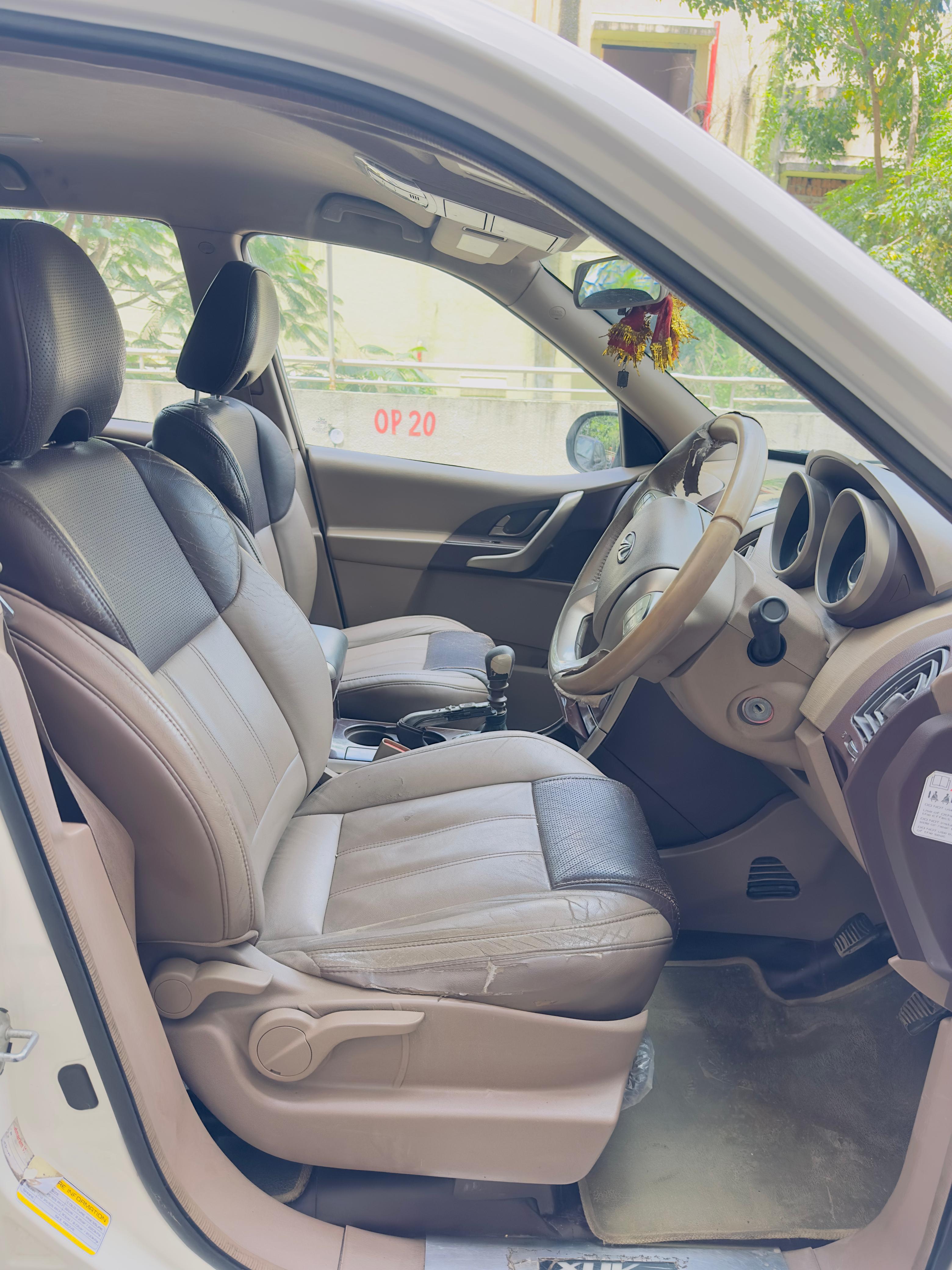XUV 500 W6