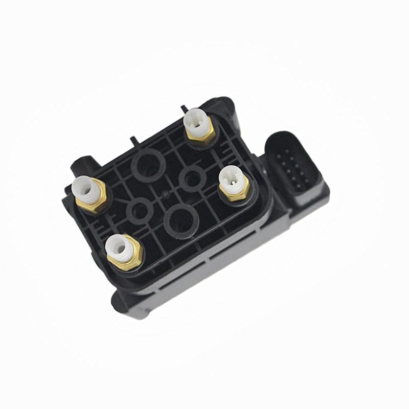 C2D26814 Air Suspension Valve Block Fits Jaguar XJ X351